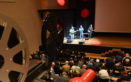 Super 8 Festival the 8 fest